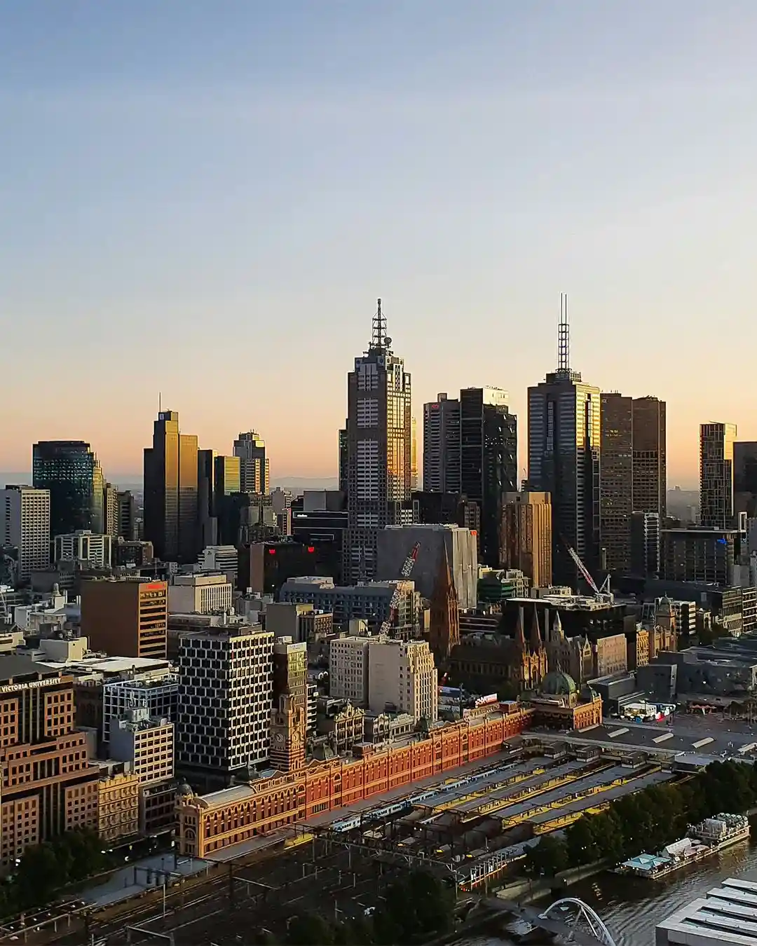 Student Accommodation in <span class="text-bg-sunset">Melbourne</span>
